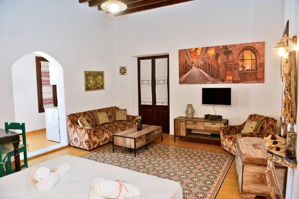 Meandros Suite In Old Town Rhodes City Exteriör bild